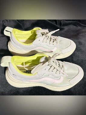 Vans Women's Cream Sneakers with Neon Yellow & Pale Pink Accents